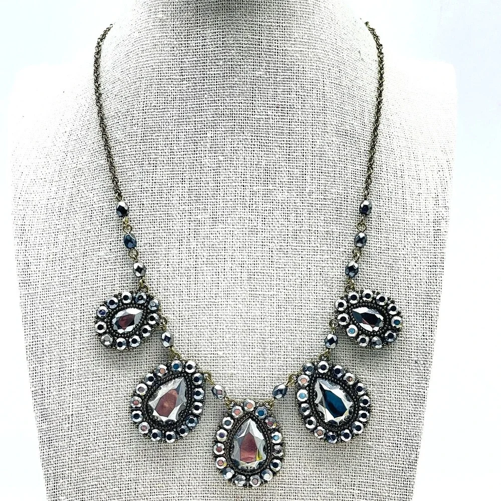 Vintage Beaded Statement Necklace Black Gray Silver Tone Teardrop Bib